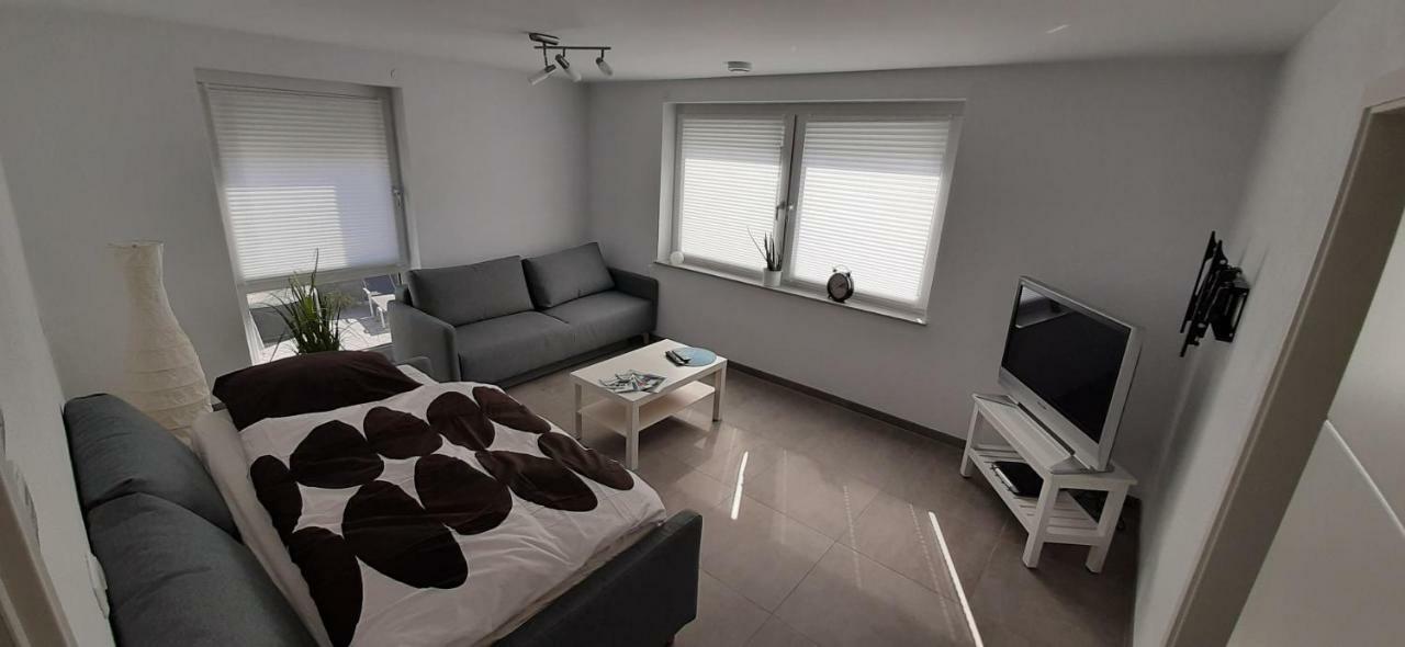 Ferienwohnung Menge Obersulm Ngoại thất bức ảnh